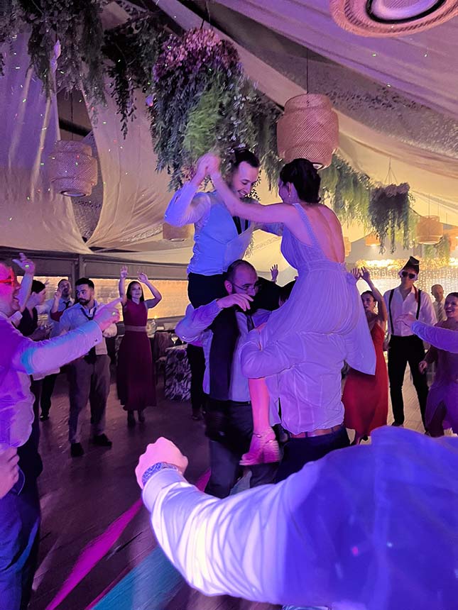 dj para bodas y eventos en Asturias Cantabria Bilbao