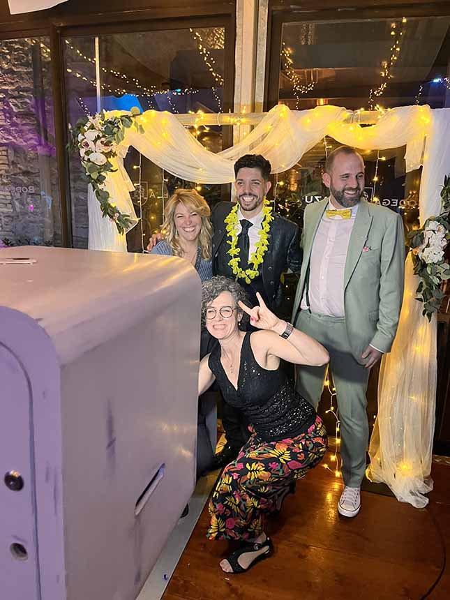 fotomaton para bodas y eventos en asturias cantabria bilbao